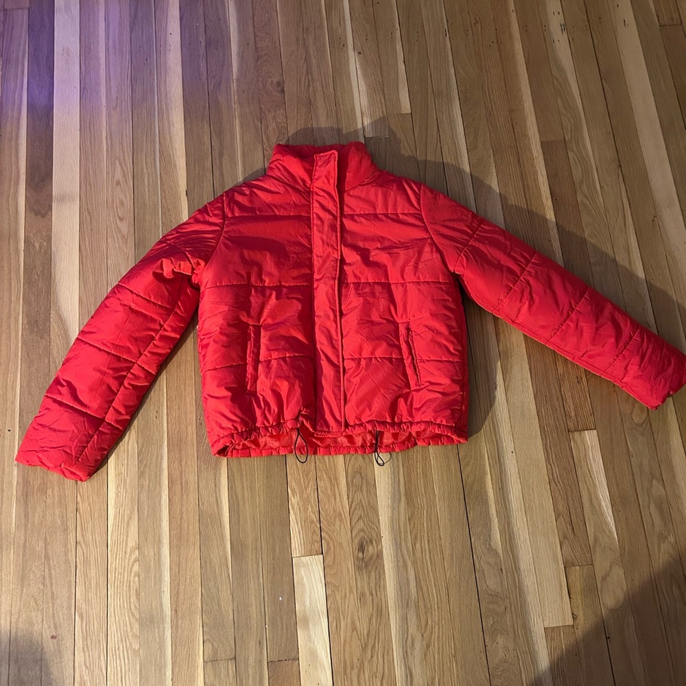 Used Women’s Forever 21 Red Puffer Jacket, hood is missing Size Large